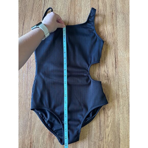 Kami Black One-Piece Swimsuit Size XSmall - Picture 6 of 6